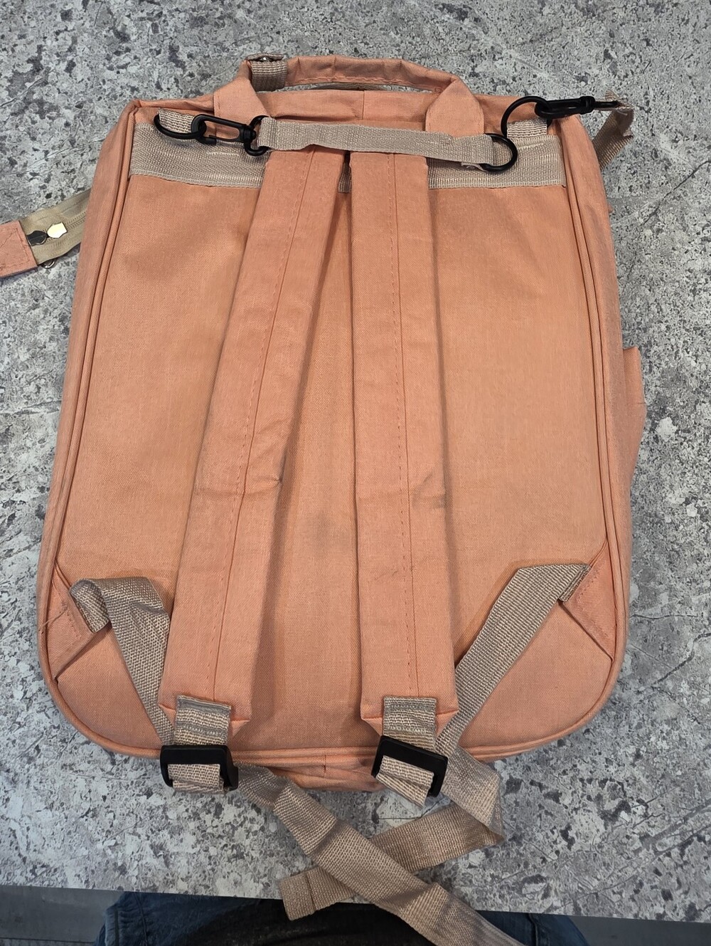 Multifuntion Diaperbag - Picture 2 of 9